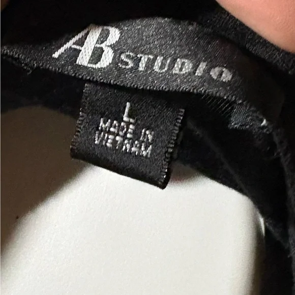 🐊4/$15 AB Studio Elegant Black / Gray Women's Layered Cardigan and Shirt Size L - Picture 4 of 4